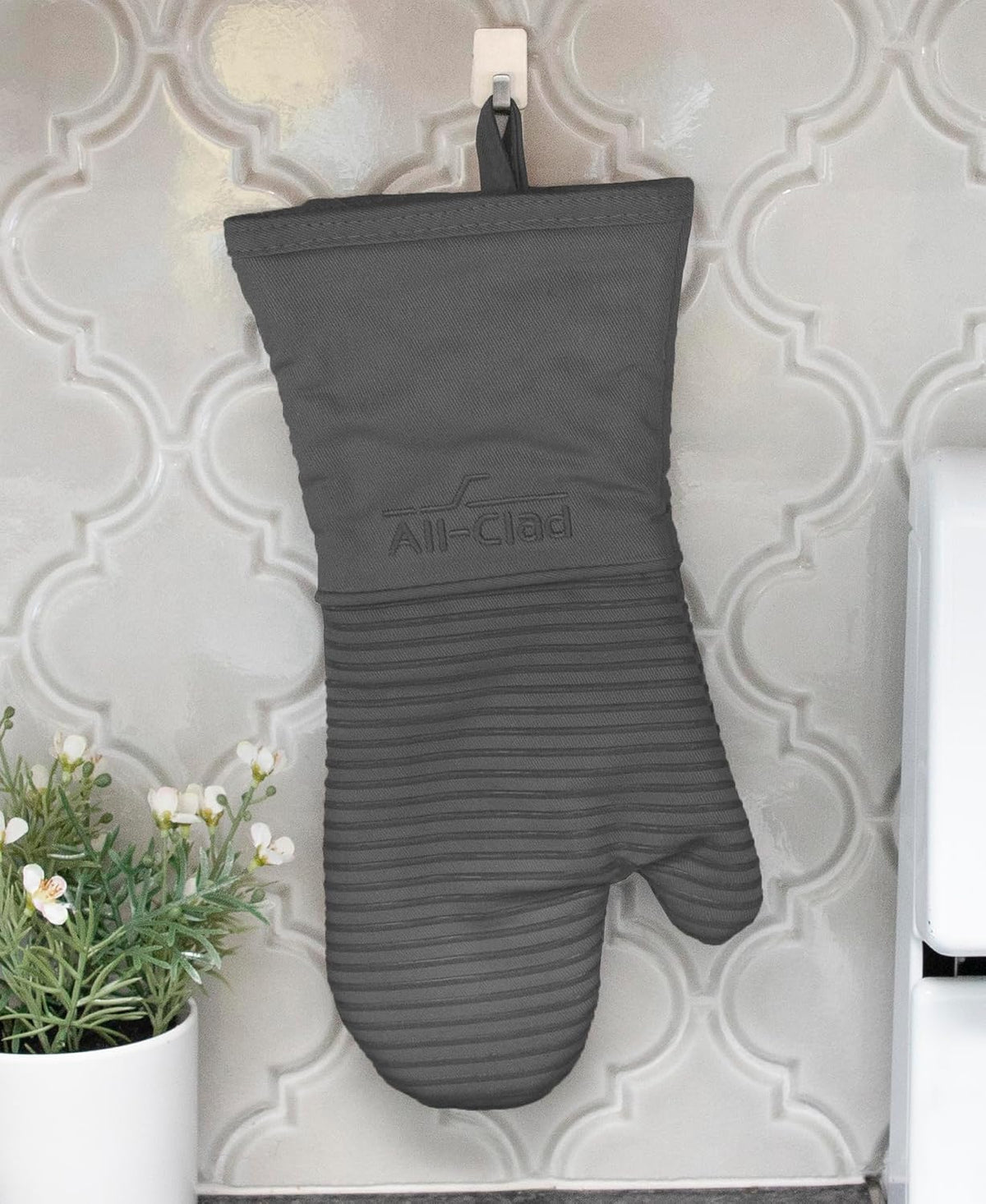 All-Clad Silicone Oven Mitts: Heat Resistant up to 500 Degrees - 100% Cotton & Silicone, 14"x7" Oven Mitt for Kitchen and Barbeque, Pewter