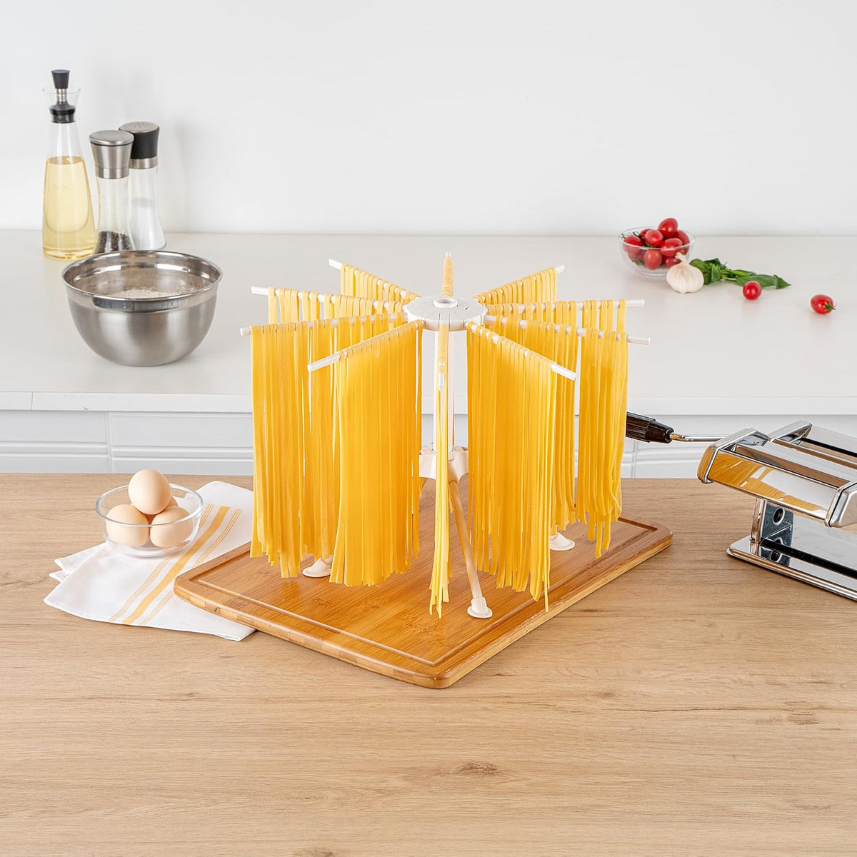 Restaurantware White Plastic lb Pasta Drying Rack, 15.7 x 11 in