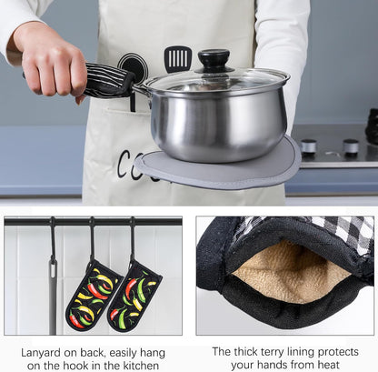Cast Iron Skillet Handle Covers,Pot Handle Covers Heat Resistant,Pot Holders for Kitchen Heat Resistant,Machine Washable Handle Mitts 2 PCS(Striped)