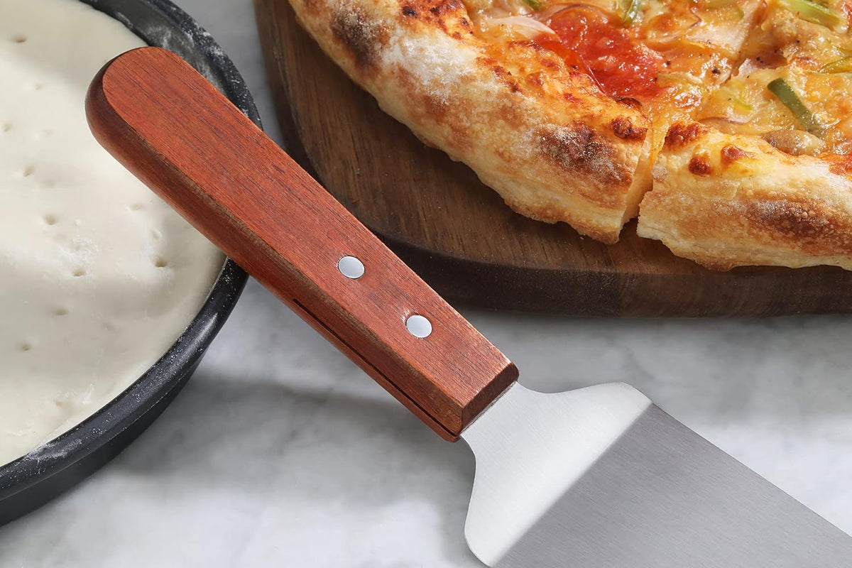 New Star Foodservice Stainless Steel Pie Server with Wood Handle, 10-Inch Restaurant Grade Cake, Pie, Pizza Slice, and Dessert Serving Spatula