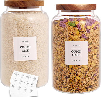 CZHQSMZ Set of 2 Large Glass Flour and Sugar Containers with 132 Pantry Labels - Glass Food Storage Jars with Airtight Bamboo Lid for Flour Pasta Candy Coffee Cookie and More(1 Gallon/4000 ml)