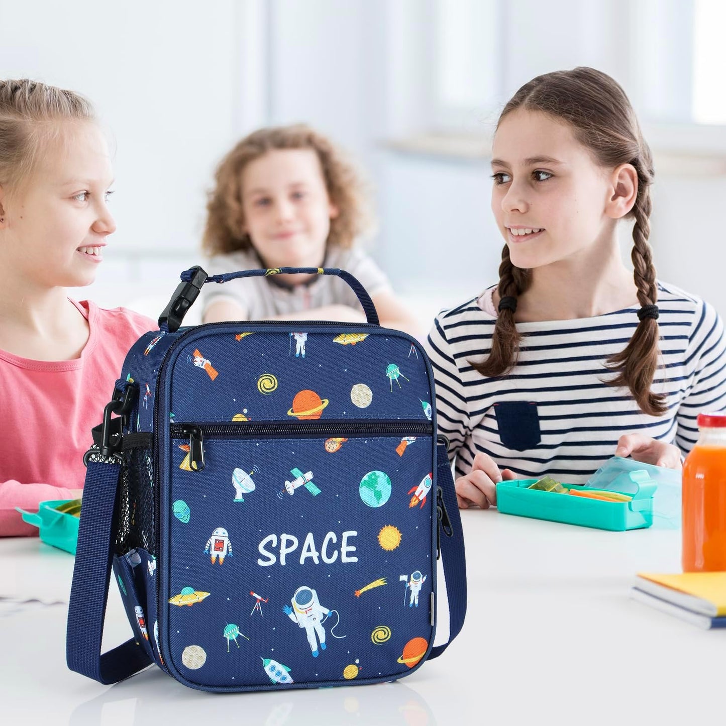 Kids Insulated Lunch Box Bag, Thermal Picnic Cool Bags with Adjustable Strap for Adults Children Women Men Boys Girls School Work (CAM-Blue)