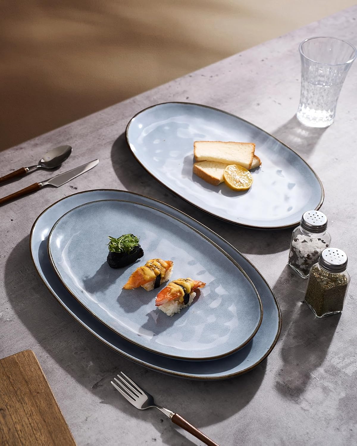 famiware Serving Platter, Oval 15.59/14.3/12.9inch Serving Dishes for Entertaining, Serving Bowls, Microwave Safe, Stoneware Serving Trays for Party, Food, Turkey, Cheese, Ocean Series, Vanilla White