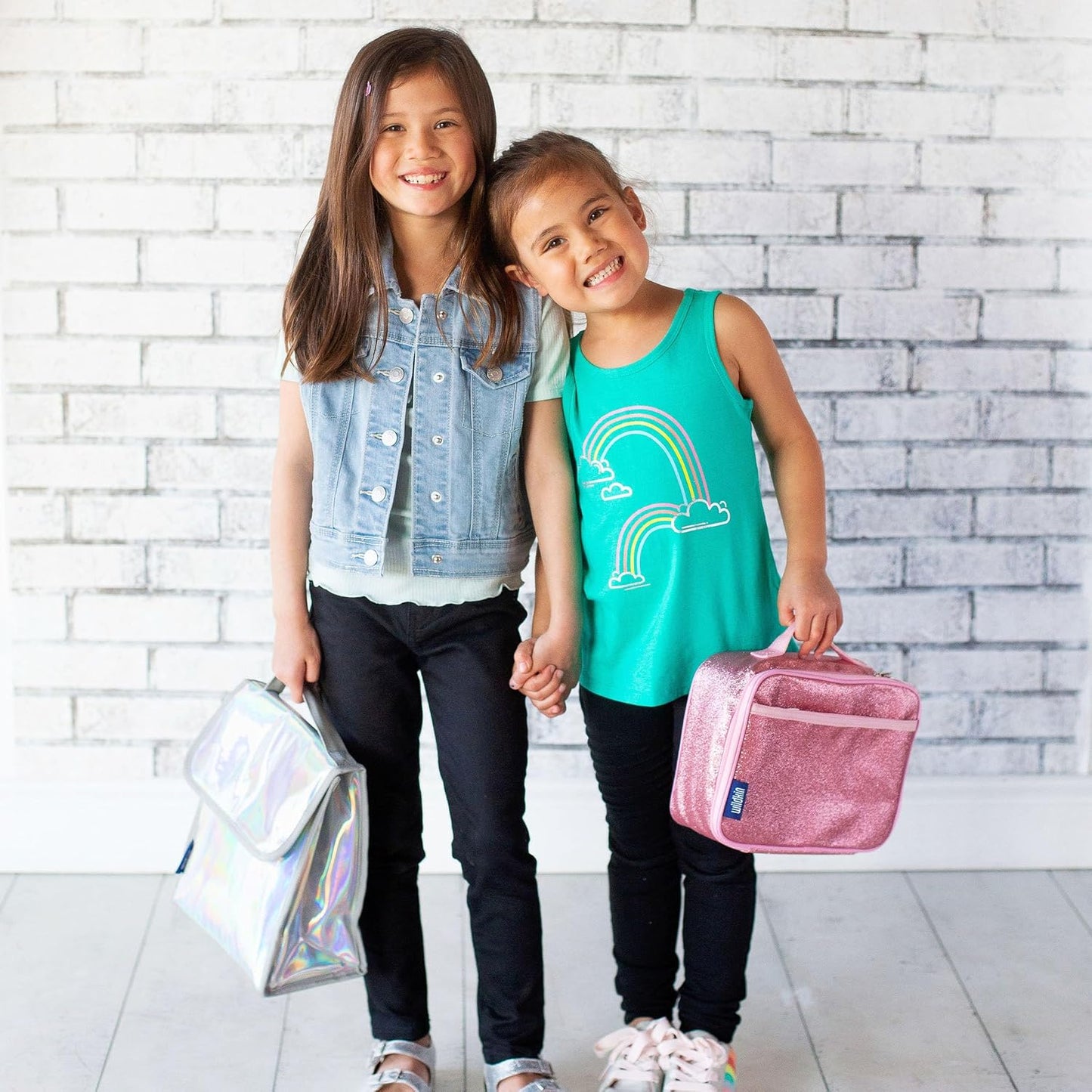 Wildkin Kids Insulated Lunch Box, Keeps Food Hot or Cold, BPA-Free with Mesh Pockets & Easy-Clean Lining – Ideal for School, Travel & Daycare – Holographic