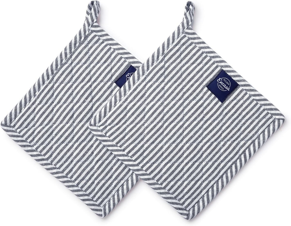Encasa XO Pot Holders, Quilted Kitchen Hot Pads 8"x8" Black