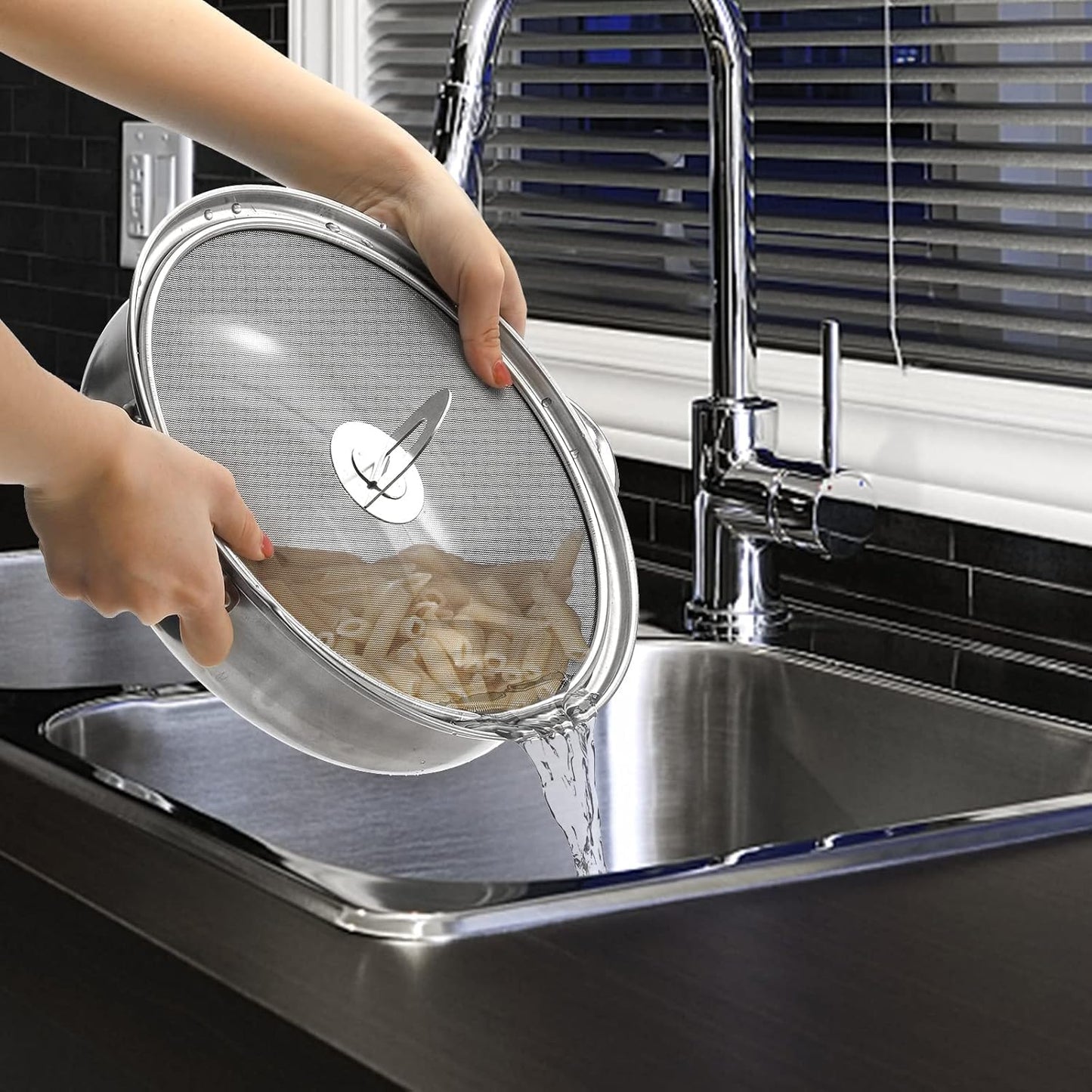 Splatter Screen for Frying Pan & Food Strainer,13 Inch Stainless Steel Grease Splatter Guard,Shield from Splashing Oil, Dishwasher Safe(Red)