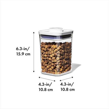 OXO Good Grips Pet POP Container – 6.0 Qt/5.7 L with Half Scoop, Ideal for up to 6.5lbs of Dog Food or 4.5lbs of Cat Food, Airtight Dog and Cat Food Storage Container, BPA Free, Clear