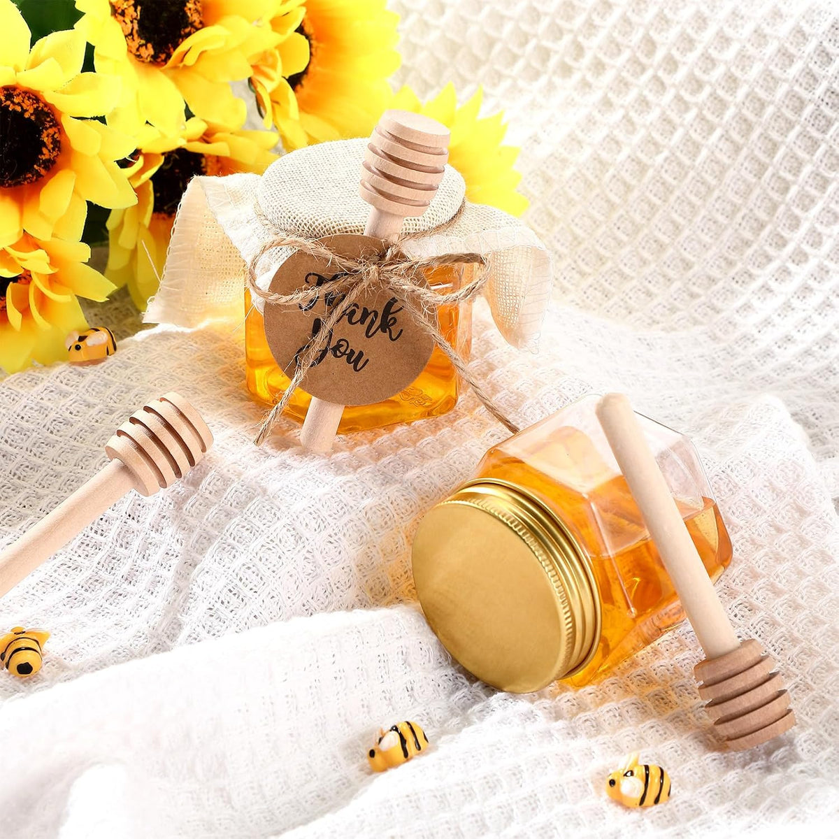 Funnymoom 2.5 oz Mini Honey Jars with Wooden Dippers, Classic