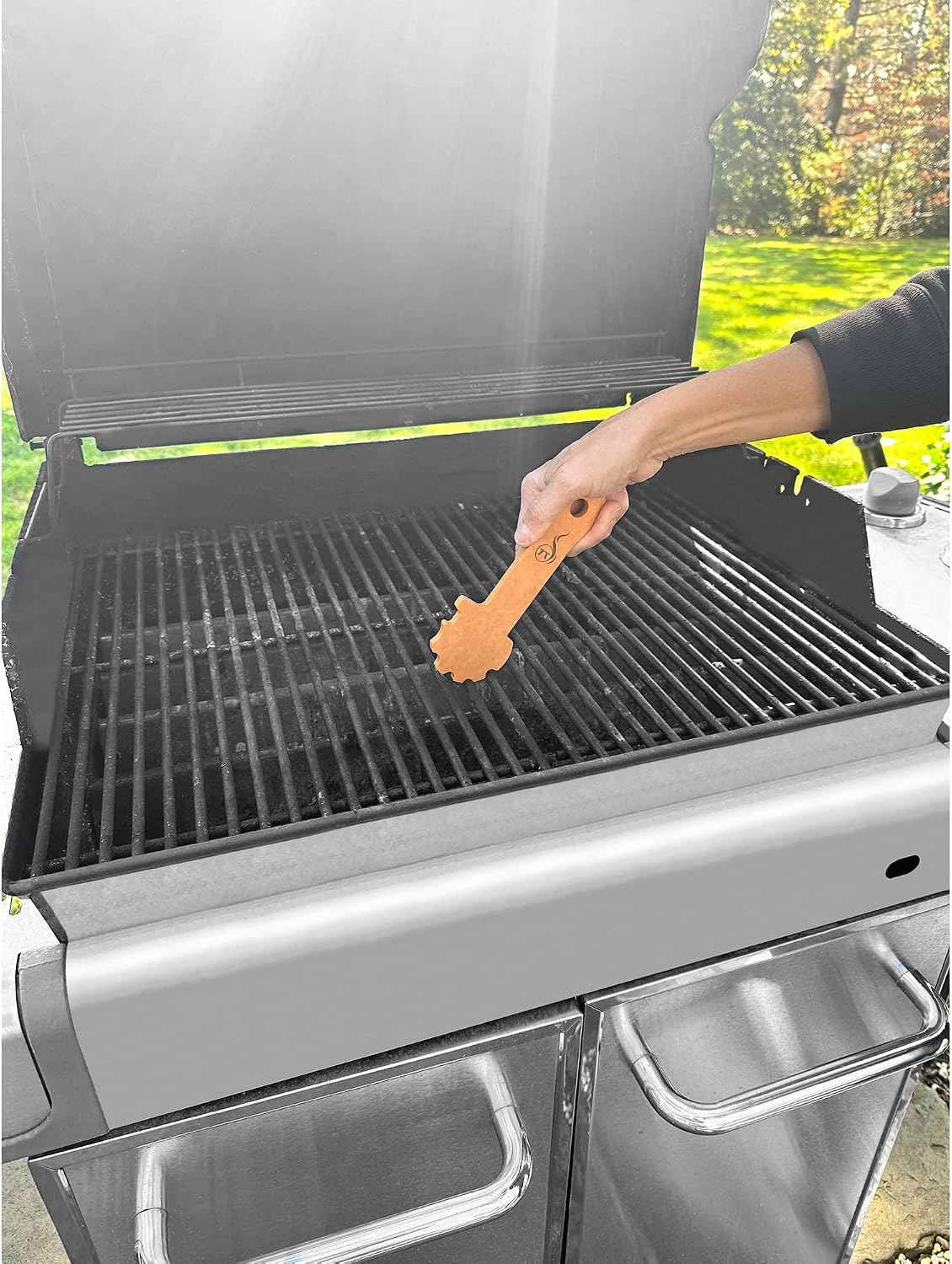 Outset Verde Wooden Grill Scraper, Small Grate Cleaner, No Grooves