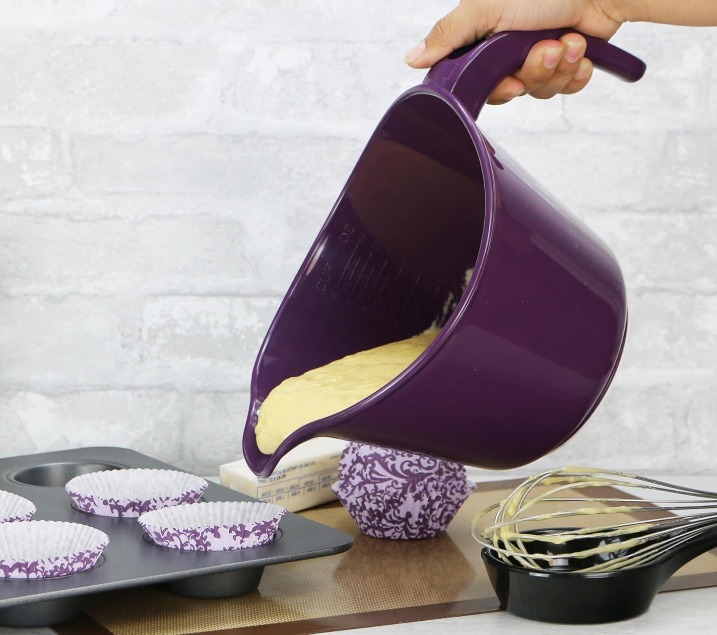Batter Bowl With Pour Spout, Non-Slip Base,Space Saving Detachable Handle with Lid, 2 QT Heavy Duty BPA-Free Microwave & Dishwasher Safe (Fresh Lemons)