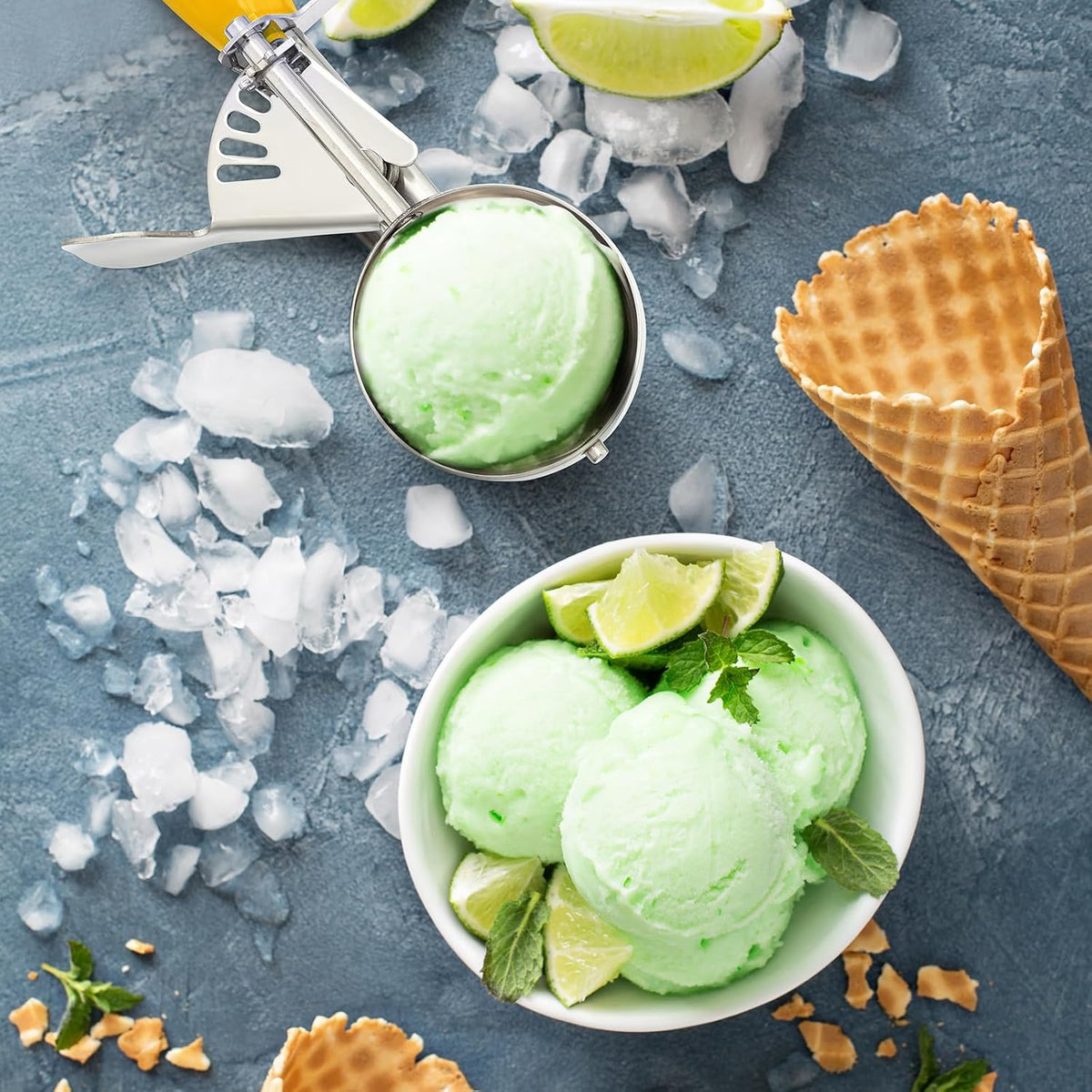 Reallnaive Ice Cream Scooper with Trigger, 4 oz, Gray