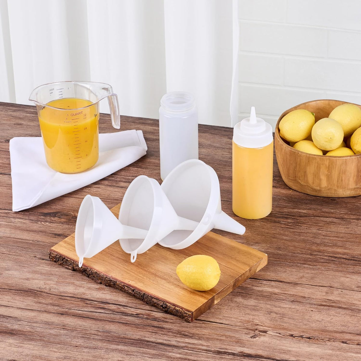 Restaurantware 8 oz White Plastic Funnel