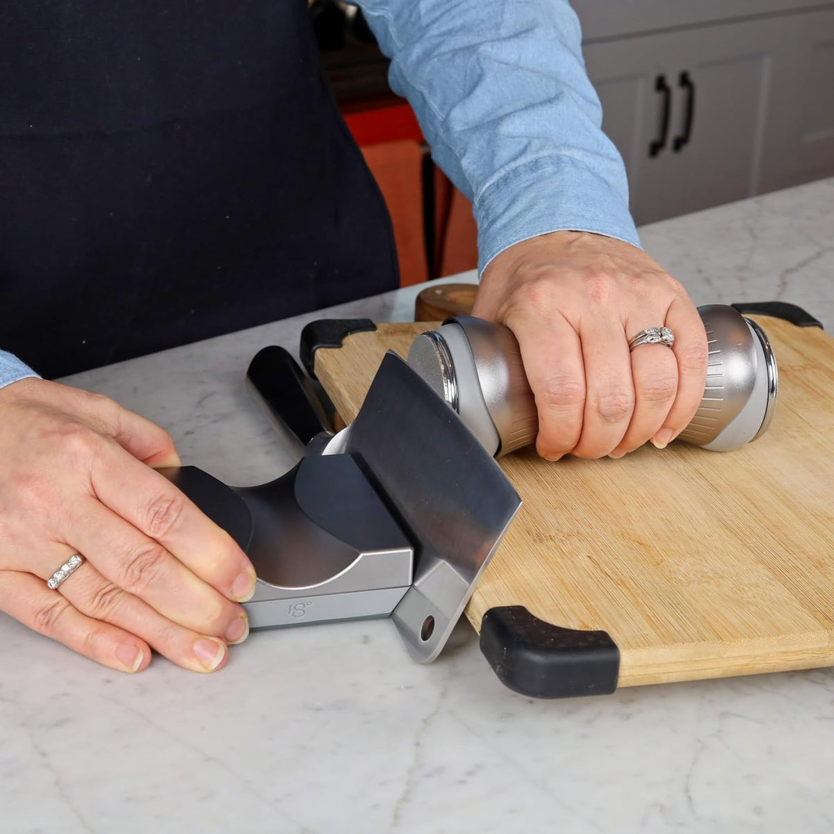 Rolling Knife Sharpener for Kitchen Knives, 4 Angles and 4 Discs
