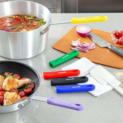 Restaurantware Silicone Pan Handle Cover Set 1-Count Heat-Resistant Removable Pan Handle Grips, Ergonomic Non-Slip Green Handle Protectors for Fry Pans and Sauce Pans
