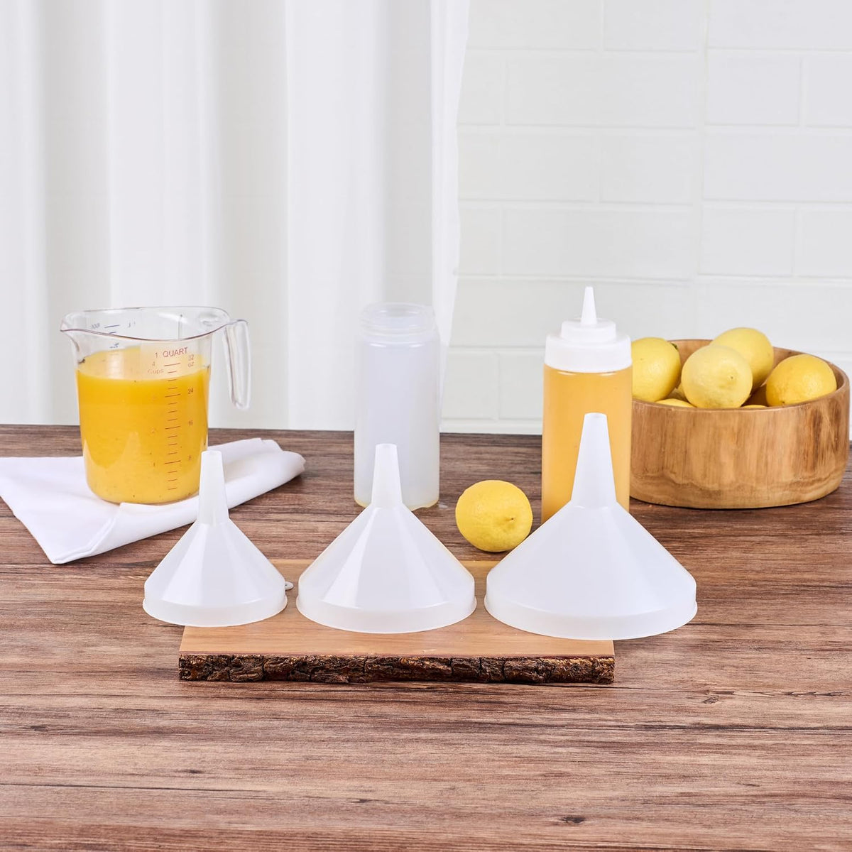 Restaurantware 8 oz White Plastic Funnel