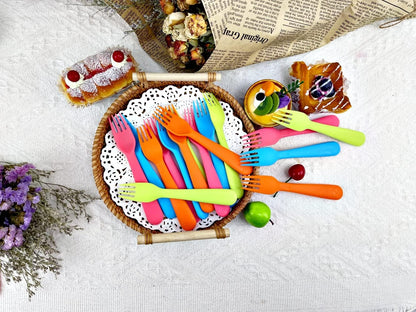 Jawbush 16 Pcs Kids Utensils, Plastic Kids Forks and Spoons, Reusable Toddler Utensils, Durable Flatware Set for Lunch Box, Easy to Use, BPA Free