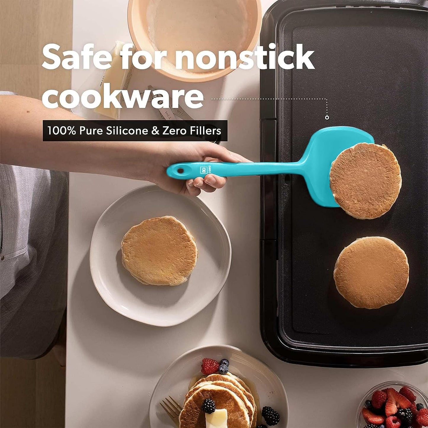 DI ORO Silicone Turner Spatula Set - Kitchen Spatulas for Nonstick Cookware - Cooking Utensils for Flipping Eggs & Pancakes - 600°F Heat-Resistant BPA Free Turners - Dishwasher Safe (4pc, Black)