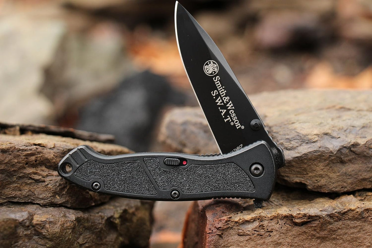 Smith & Wesson Benji 2.5in High Carbon S.S. Folding Keychain Knife with 1.75in Modified Tanto Blade and G10 Handle for Outdoor