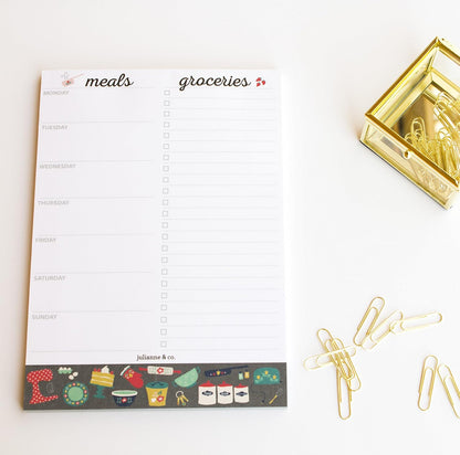 Weekly Magnetic Meal Planner Notepad By Julianne & Co - Food Planning Organizer And Grocery List Pad, 52 Premium A5 Pages, with Tear Away Perforated Shopping List (Blue China Print WITH Fridge Magnet)