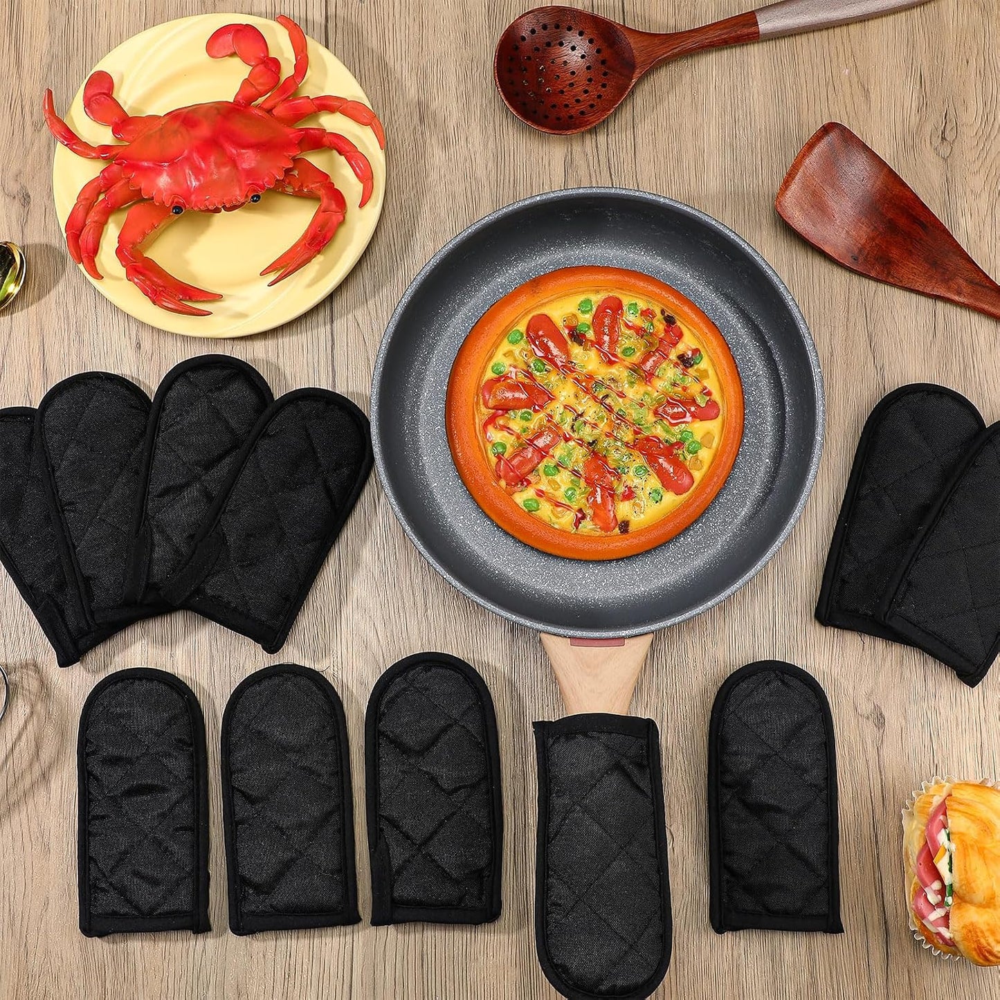 Dandat 24 Set Hot Handle Covers for Daily Replace Use Gift Pan Handle Sleeve Covers Heat Resistant Cast Iron Holder Sleeve Washable Handgrip Mitts for Christmas Kitchen Gifts Craft (Black)