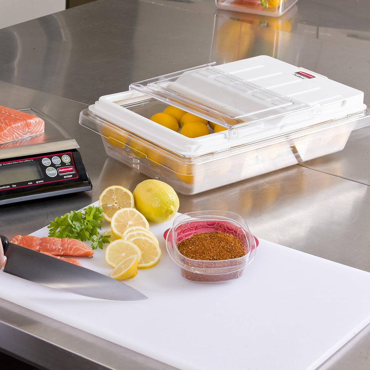 Rubbermaid Commercial Products Polycarbonate Food Storage Box/Tote, 2 Gallon, Clear, for Restaurant/Kitchen/Cafeteria