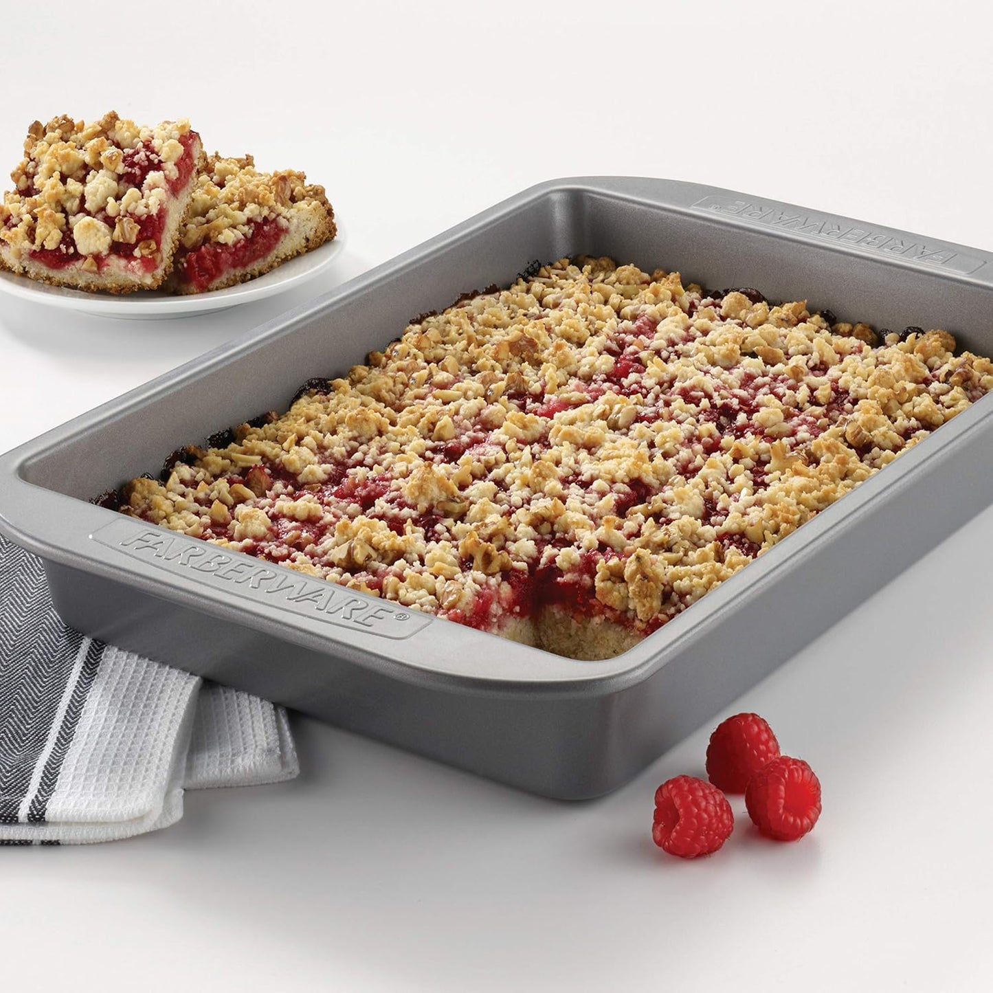 Farberware Nonstick Bakeware Rectangular Cake Pan with Lid, Cake Pans For Baking, 9-Inch x 13-Inch, Gray