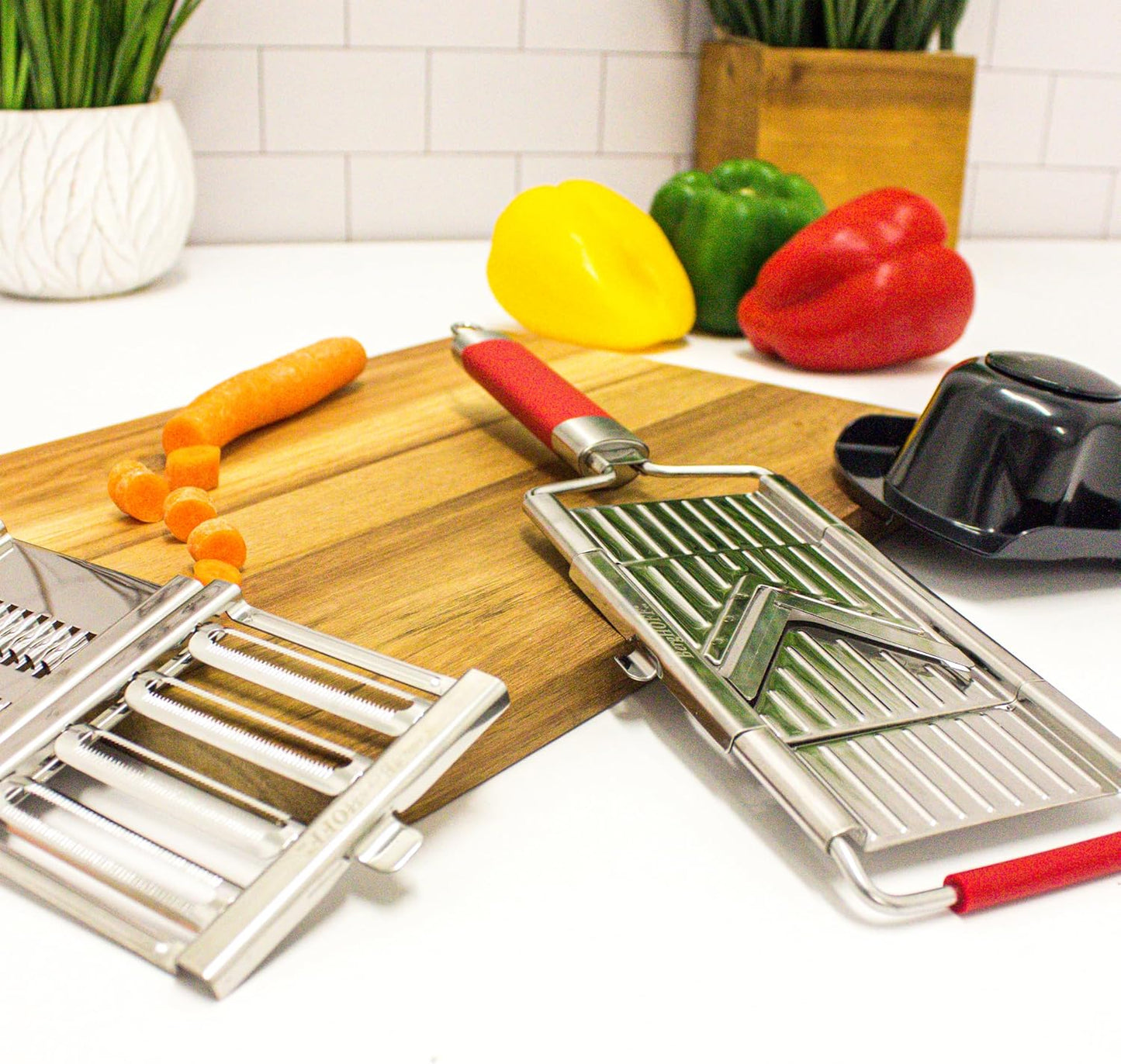 Berghoff 6Pc Stainless Steel Mandoline Pro,Multi Slicers,Silver & Red