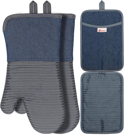 Yutat Silicone Oven Mitts - Oven Mitts and Pot Holders Sets Made of Non-Slip & BPA-Free Silicone, High Heat Resistant 500 Degrees, Perfect for Kitchen Cooking Baking BBQ, Peak Green