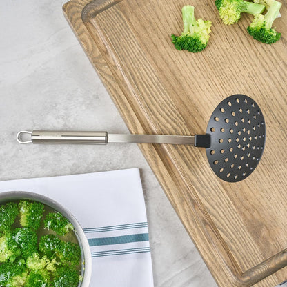 Restaurantware Stainless Steel Spider Skimmer - German Standard Wire Skimmer with Ergonomic Handle, Dishwasher Safe - Wire Strainer Pasta Spoon for Cooking & Frying