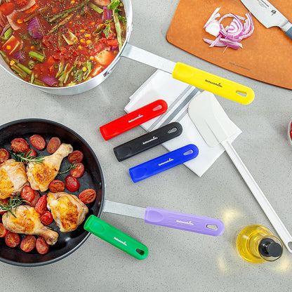 Restaurantware Silicone Pan Handle Cover Set 1-Count Heat-Resistant Removable Pan Handle Grips, Ergonomic Non-Slip Green Handle Protectors for Fry Pans and Sauce Pans
