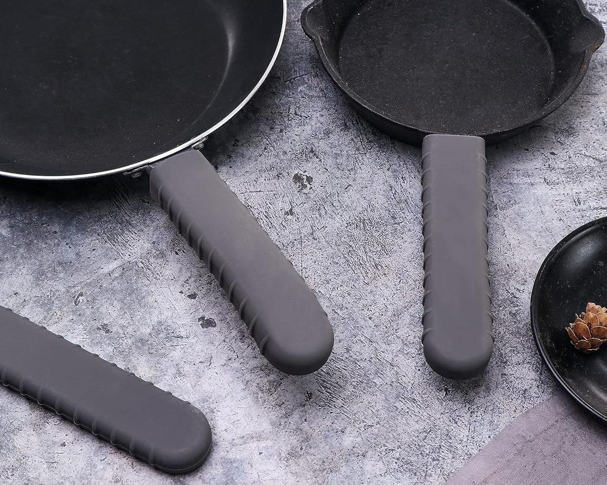 Webake Cast Iron Handle Cover, Silicone Hot Handle Cover Holder Sleeve for Small Cast Iron Skillet Pot Pan Handle Covers 5.4" x 1.15" x 0.5" (3 Pack)