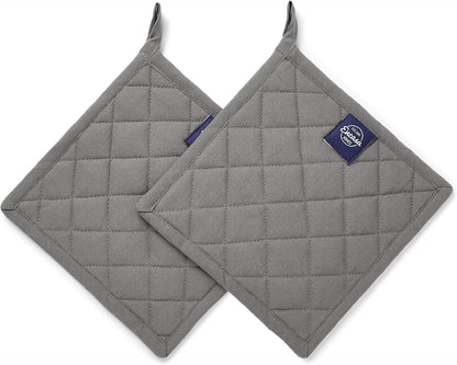 Encasa XO Pot Holders, Quilted Kitchen Hot Pads 8"x8" Black