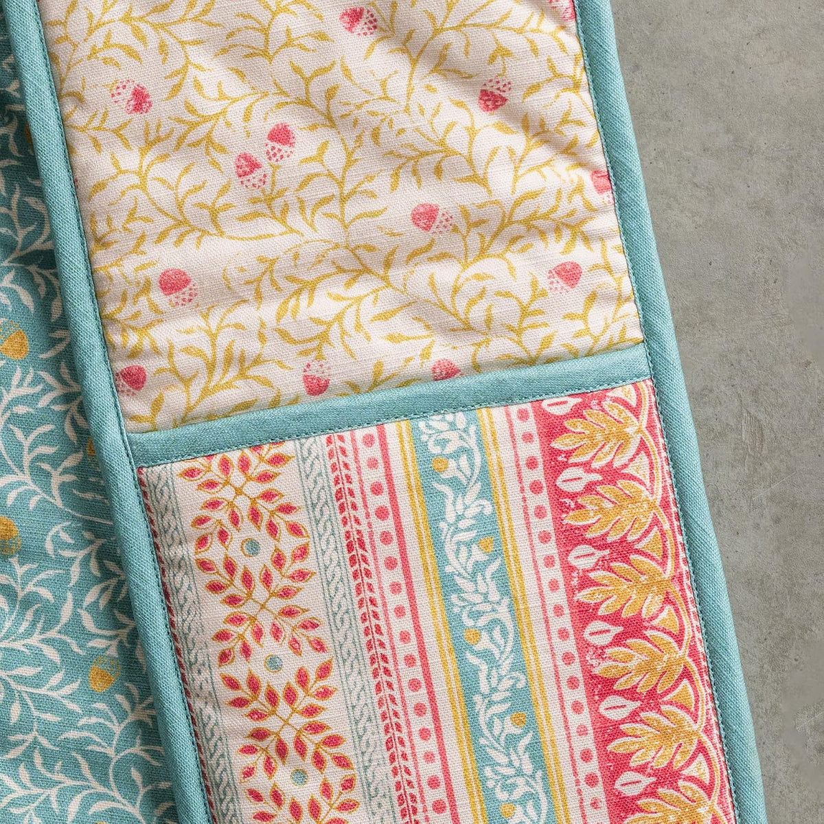 Maison d' Hermine 100% Cotton Oven Mitt & Pot Holder Set (7.5"x13" & 8"x8") - Colors C