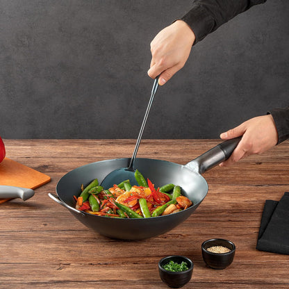 Restaurantware Stainless Steel Wok Spatula 17 Inch Long Handle Cooking Utensil, Heat-Resistant, Dishwasher-Friendly Wok Accessory, Silver Kitchen Tool for Stir-Fry