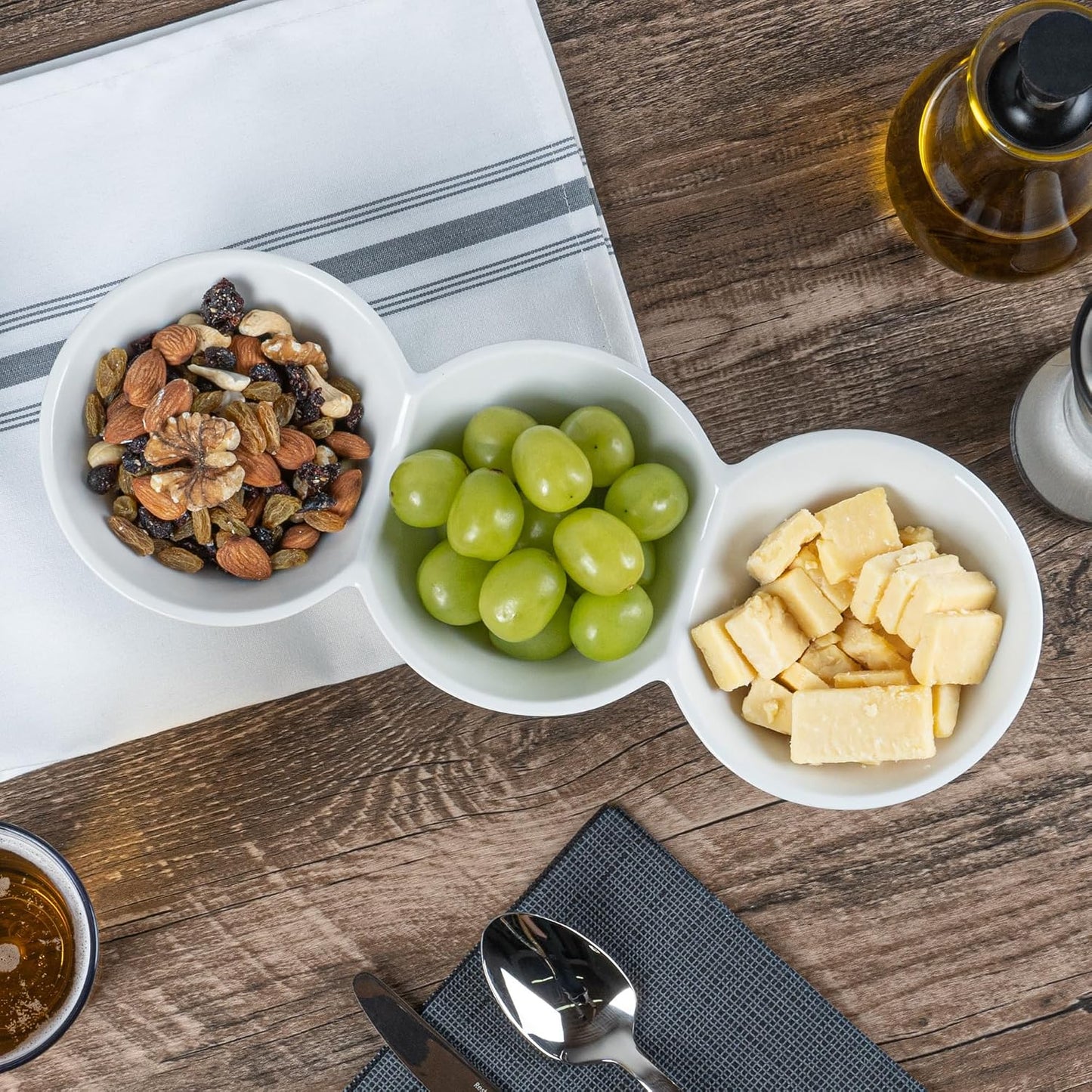 Restaurantware-9.1 x 4.9 x 2.3 Inch Double Dip Bowls, 1 Microwavable Condiment Server - 2 Compartments, Microwavable, White Porcelain Dip Tray, Dishwashable, For Snacks, Condiments, Or Toppings