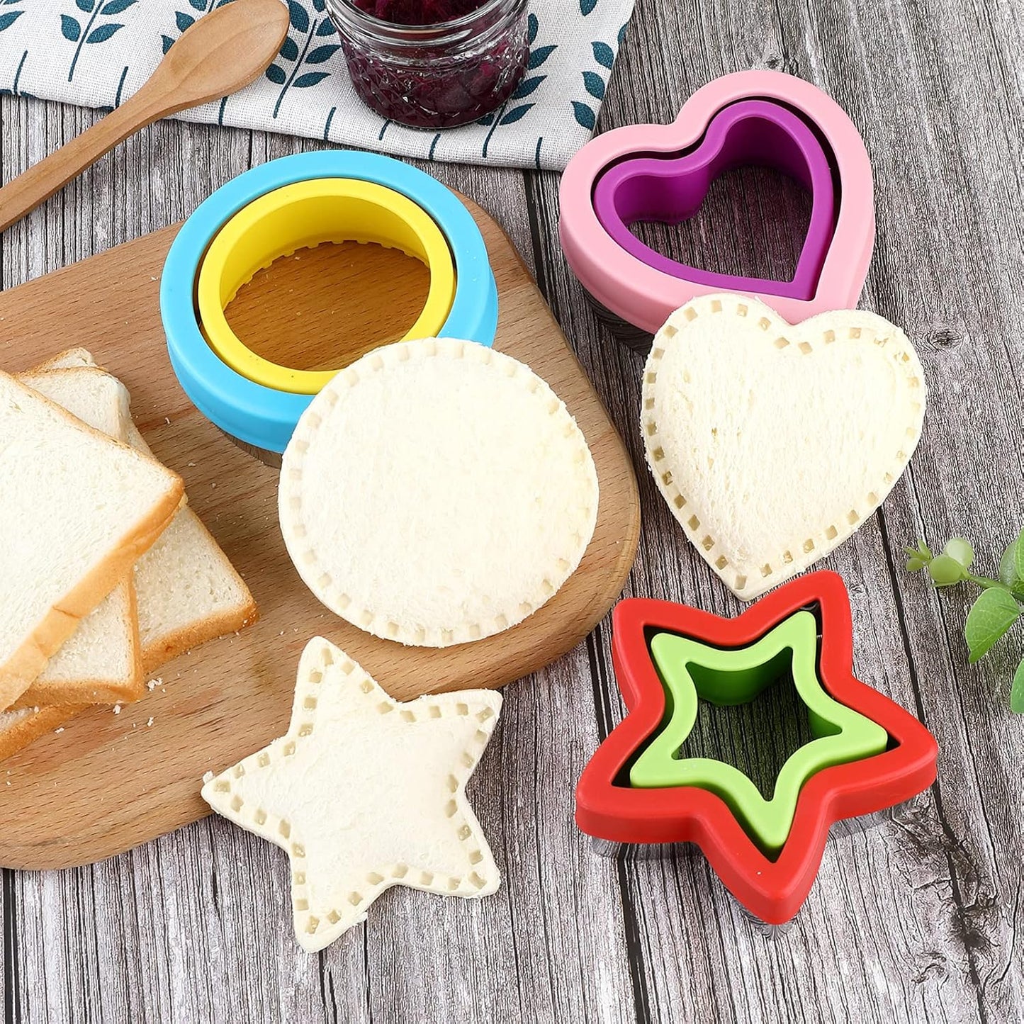 Sandwich Cutter and Sealer,Round Heart Star 3Pcs Shapes Sandwich Decruster Press Mold+8pcs Stainless Steel Mini Vegetable Cookie Cutters,Bread Sandwich Decruster Pancake Maker DIY for Kids Bento