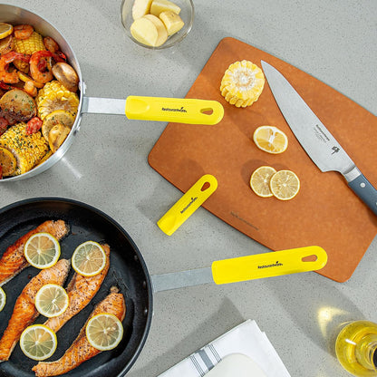 Restaurantware Silicone Pan Handle Cover Set 1-Count Heat-Resistant Removable Pan Handle Grips, Ergonomic Non-Slip Green Handle Protectors for Fry Pans and Sauce Pans