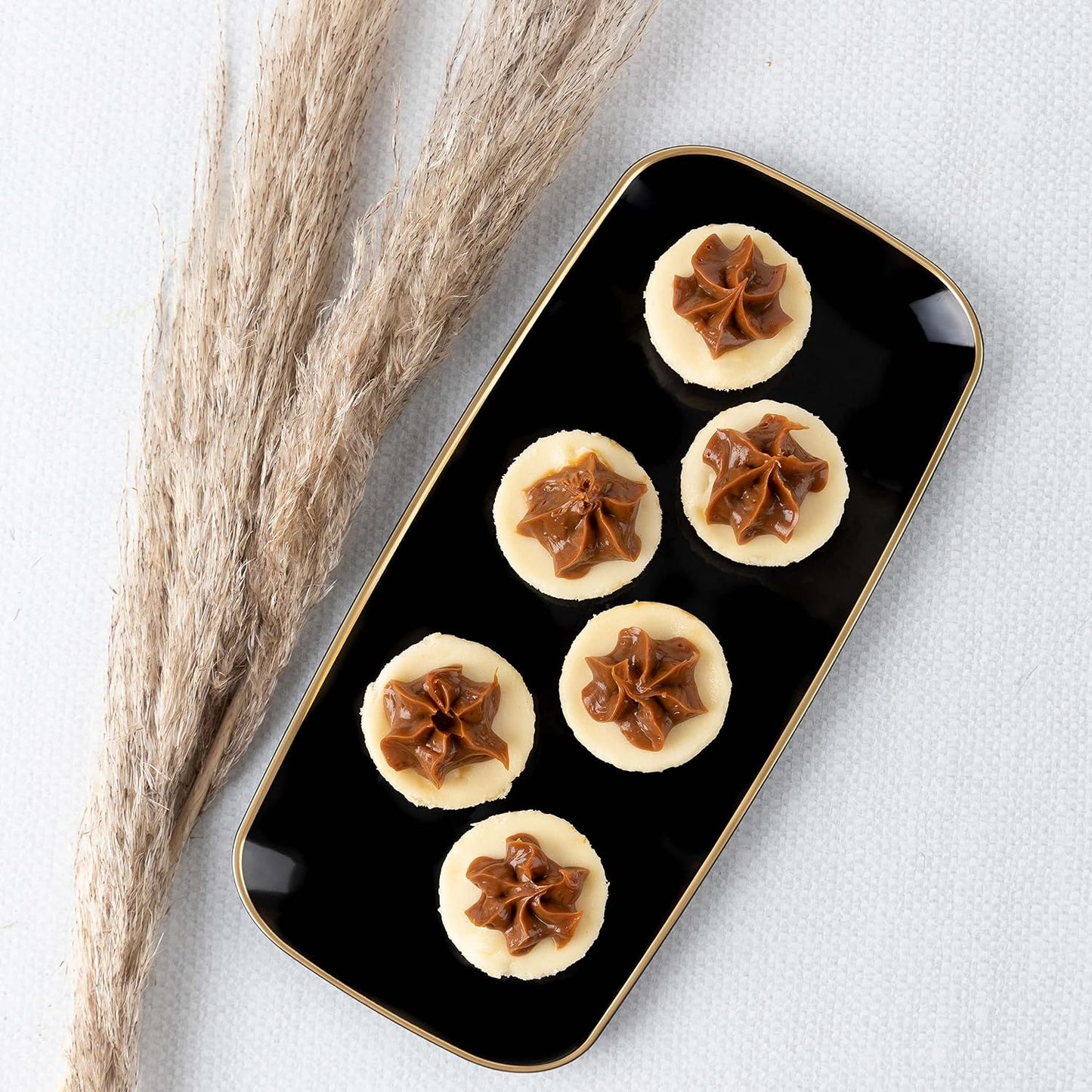 Plasticpro Plastic Serving Trays - Round Serving Platters with Gold Rim 14X14 Disposable Party DishPack of 2