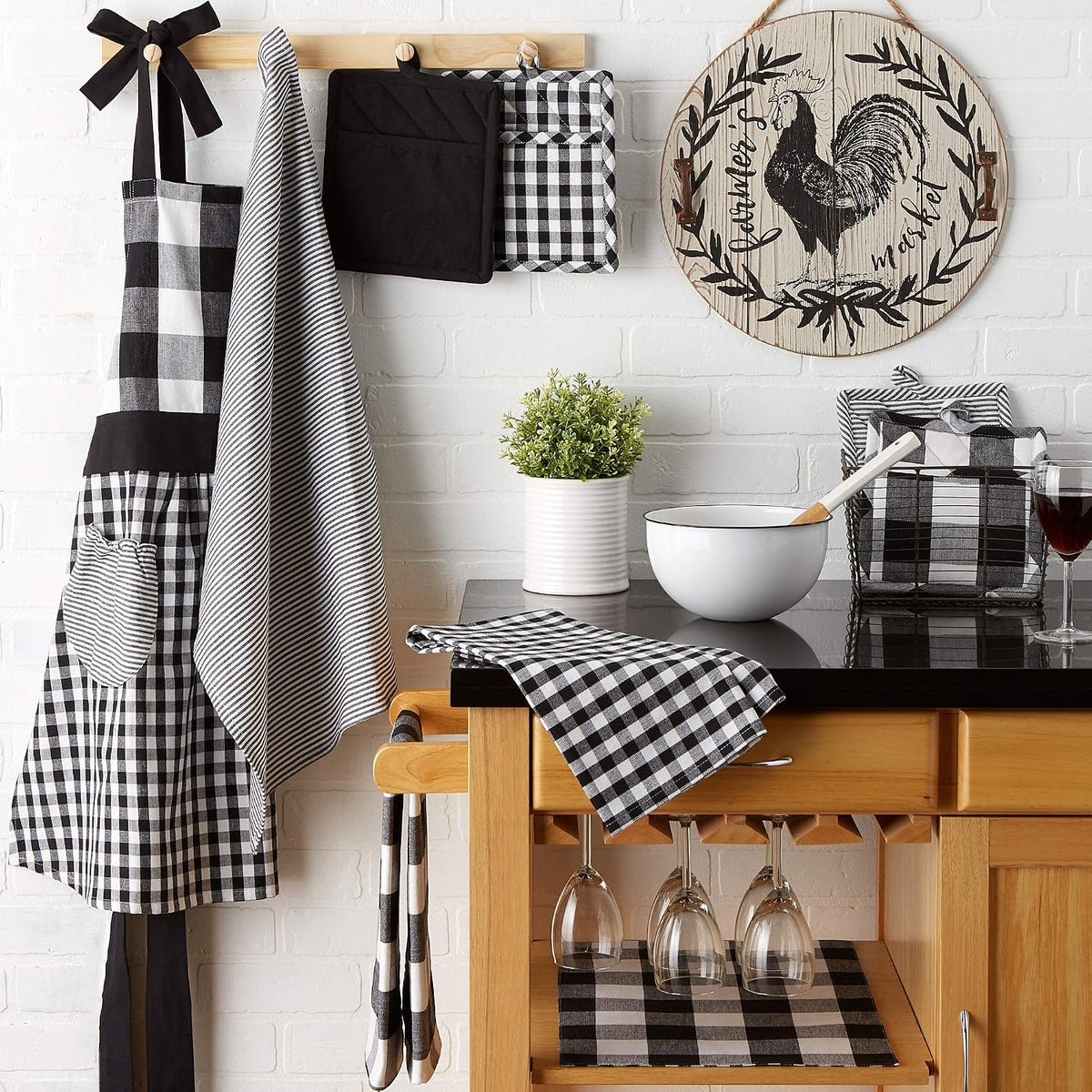 DII Gingham Check Kitchen Collection, Pink, Potholder Set