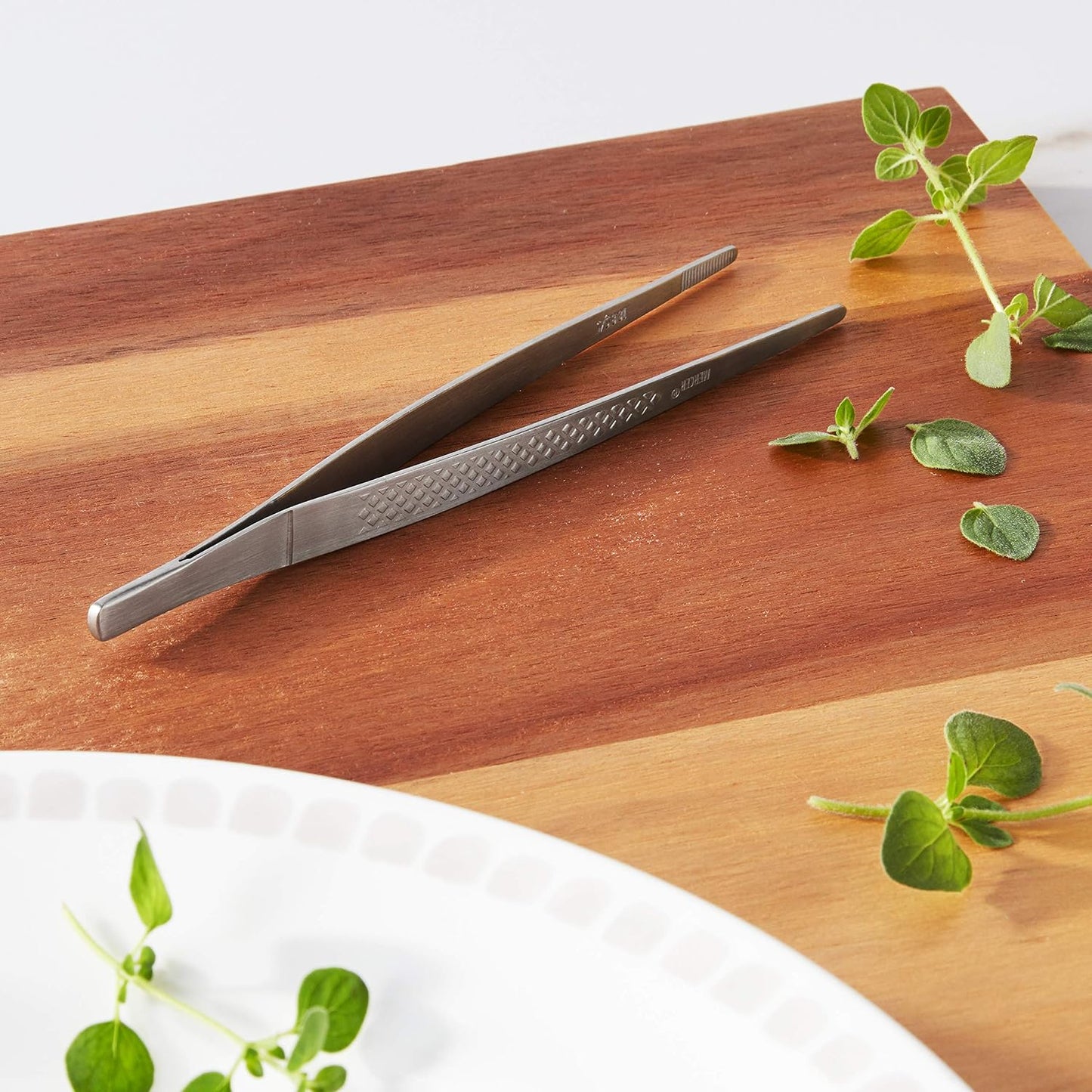 Mercer Culinary 18-8 Stainless Steel Chef Plating Tongs, Offset Tip, 6-1/2 Inch