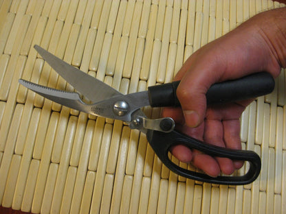 Winco 7 3/4" Black Herb Stainless Steel Shears, Five Blades, and Handle
