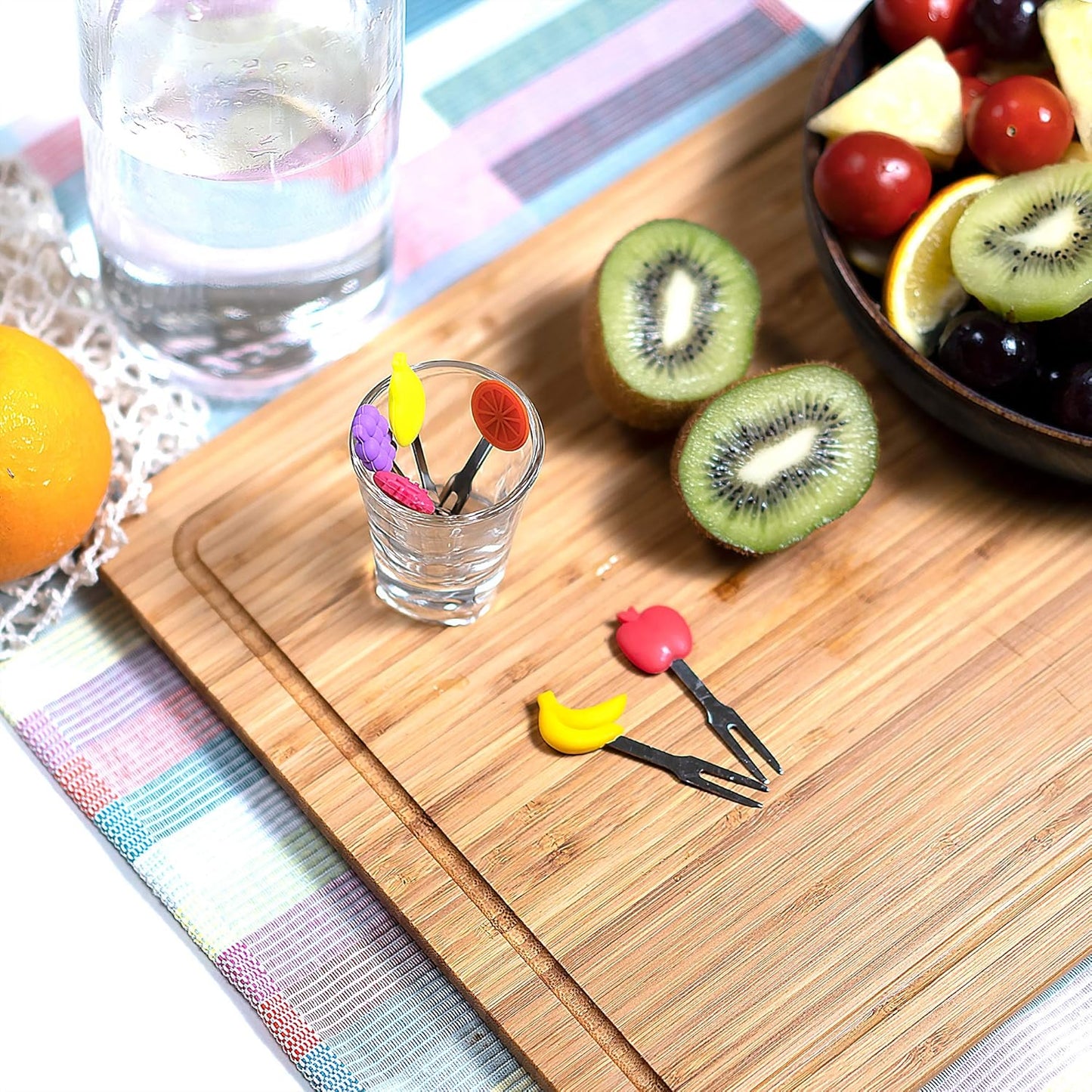 Cocktail Forks, 6-Piece Appetizer Forks, Cat Shapes, Stainless Steel and Silicone Small Forks for Fruits, Cheese, Appetizers