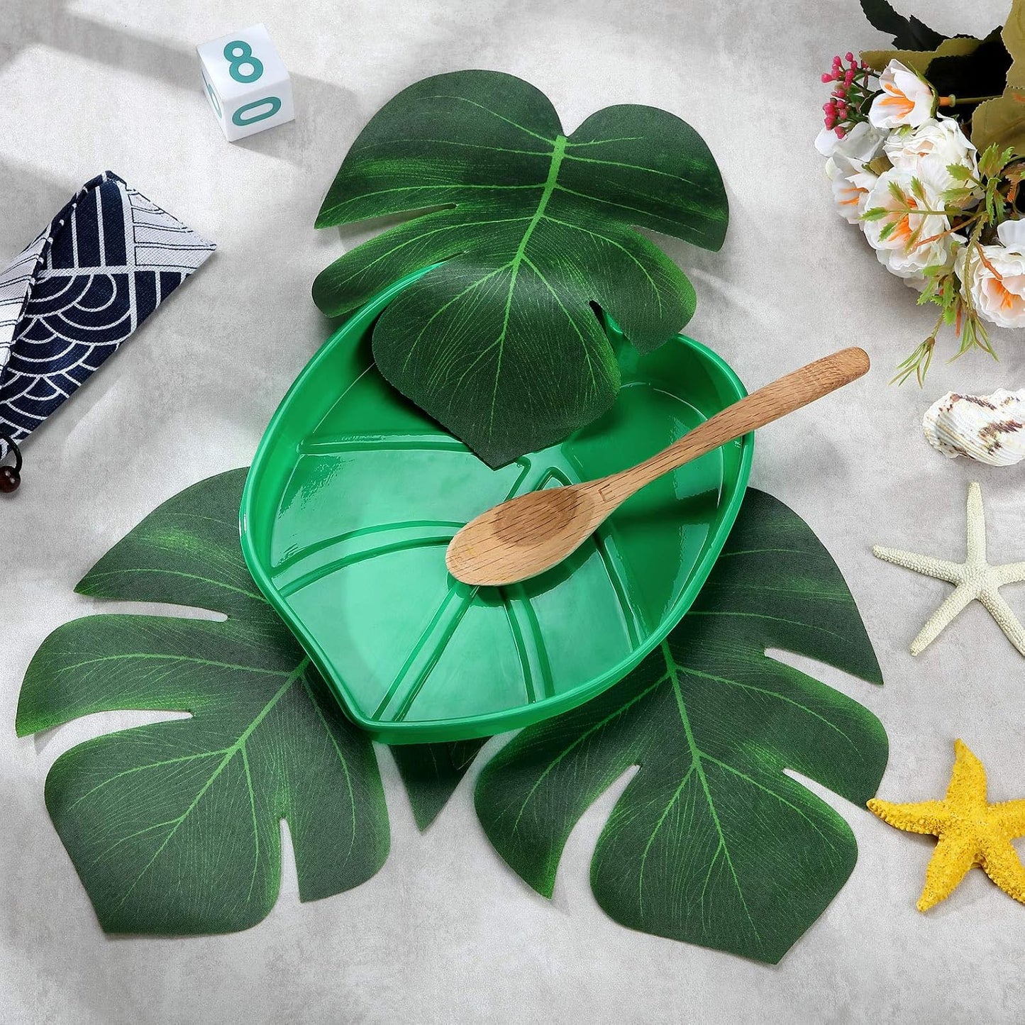 Zopeal 12 Pieces Palm Leaf Plates Hawaii Style Snack Tray Reusable Cookies Candy Dip Palm Leaf Serving Platter Green Plastic Food Tray Luau Party Plates for Jungle Safari Tropical Birthday Supplies