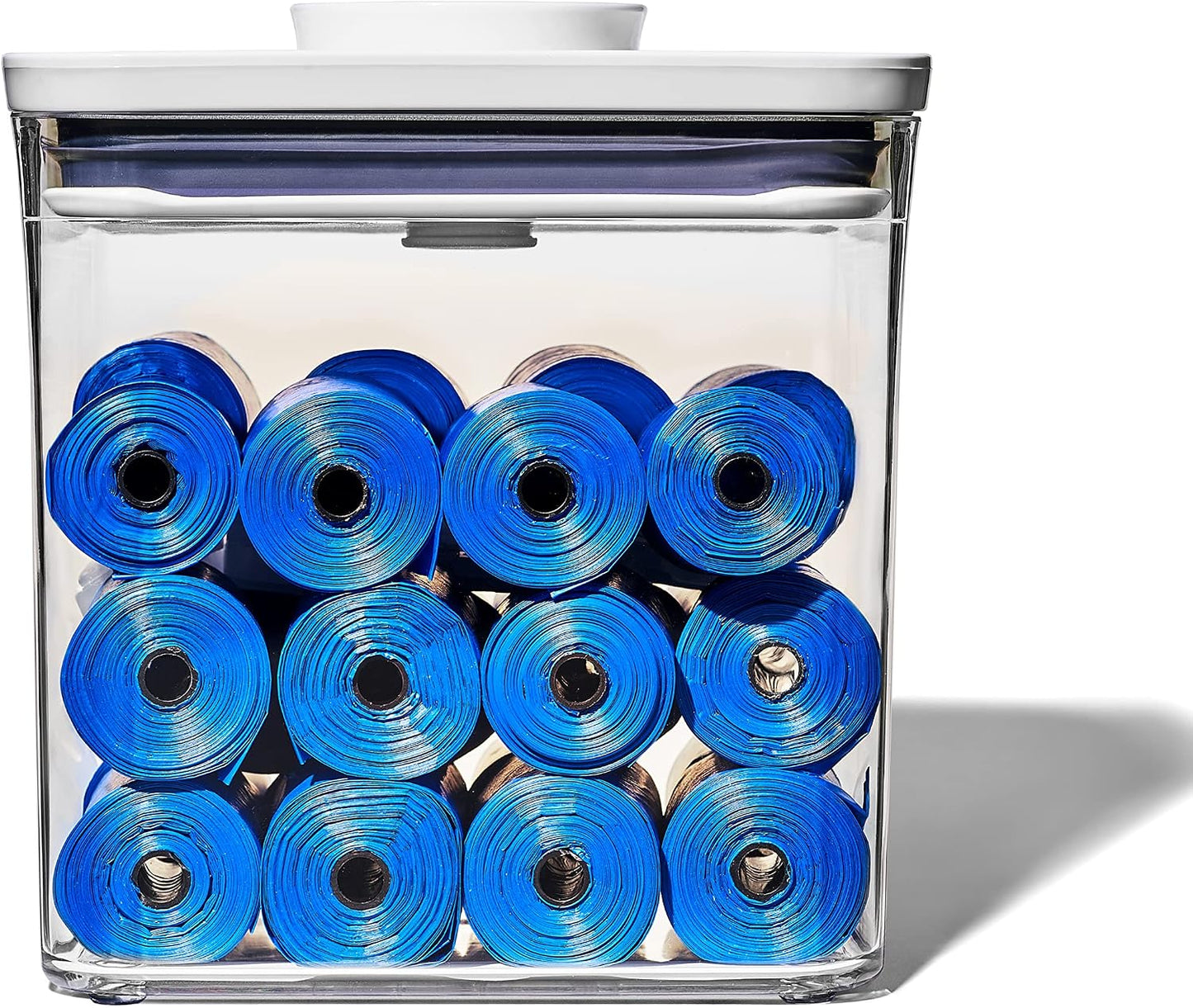 OXO Good Grips Pet POP Container – 6.0 Qt/5.7 L with Half Scoop, Ideal for up to 6.5lbs of Dog Food or 4.5lbs of Cat Food, Airtight Dog and Cat Food Storage Container, BPA Free, Clear