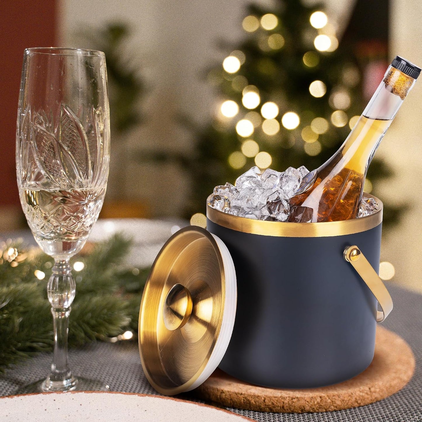 3L beige white Double Wall Insulated Stainless Steel Ice Bucket with scoop for Cocktail Bar,Metal Ice Bucket for freezer with Lid for parties.ice Container to Keep Ice Colder,bar cart accessories