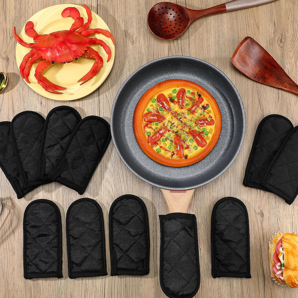 Dandat 24 Set Hot Handle Covers for Daily Replace Use Gift Pan Handle Sleeve Covers Heat Resistant Cast Iron Holder Sleeve Washable Handgrip Mitts for Christmas Kitchen Gifts Craft (Black)