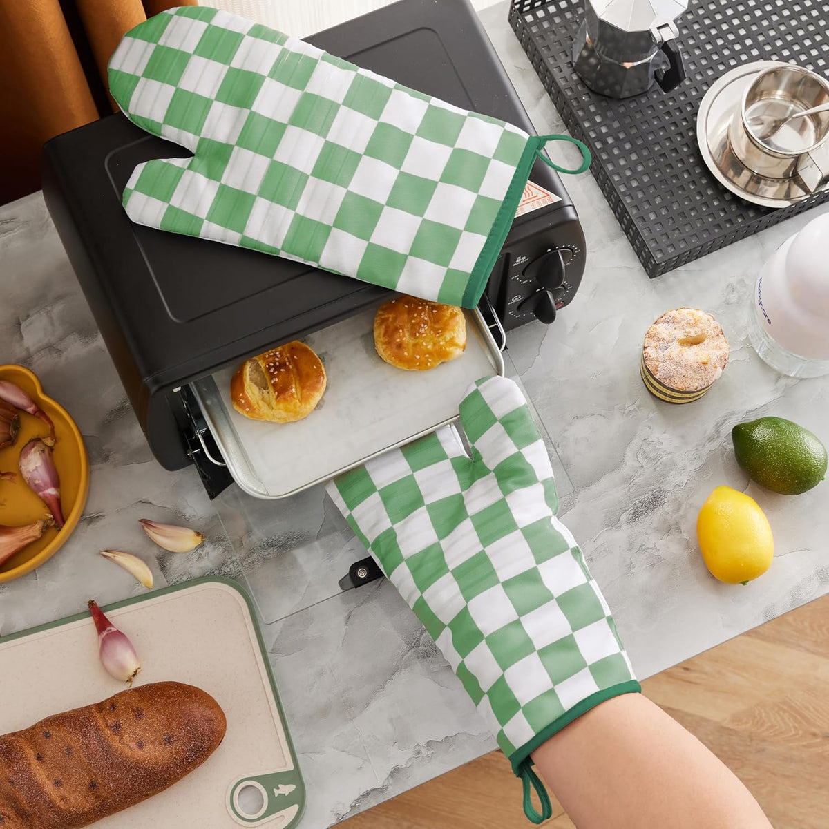 Ohocut Navy Blue Checkered Oven Mitts Heat Resistant, Vintage Retro Checkerboard Cute Oven Mitts, Non-Slip Silicone Kitchen Oven Gloves, 2-Pack Set, 7''x13''
