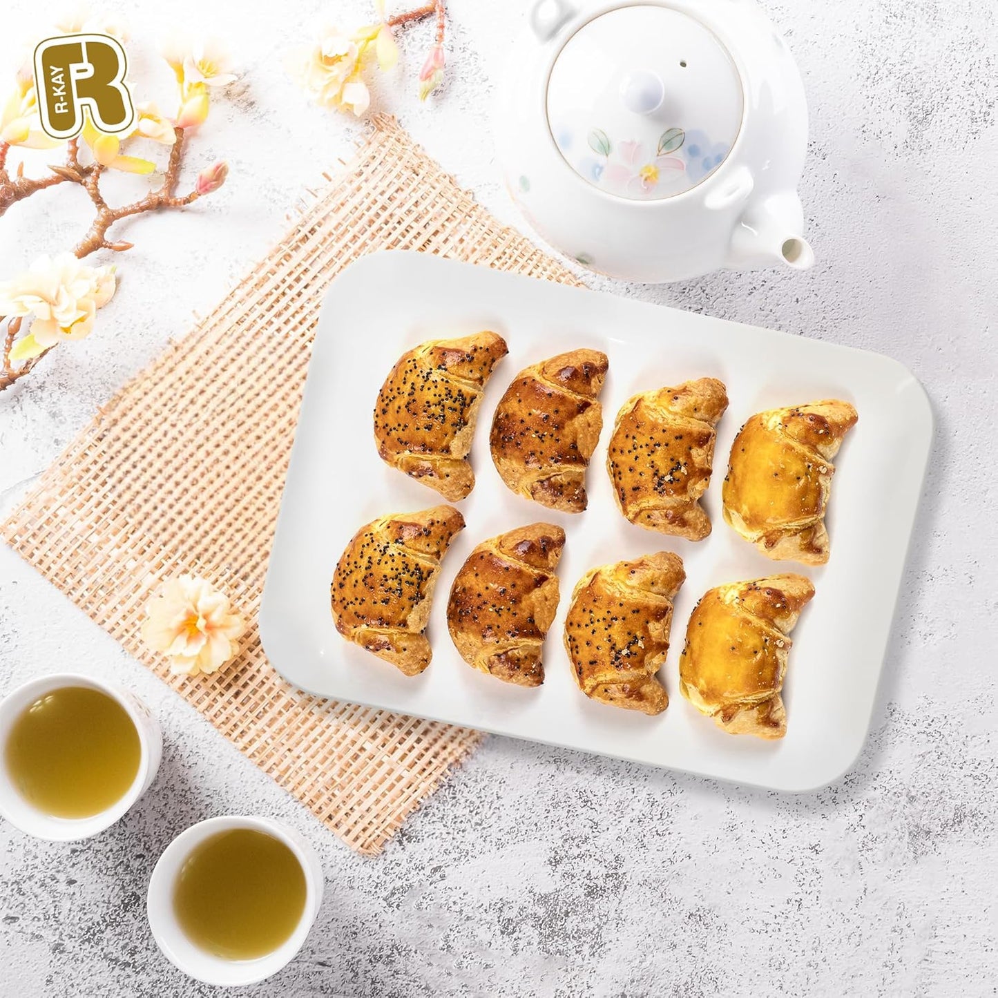 6 Pack Plastic Serving Trays for Party - 8 x 11 Disposable Serving Tray - Heavy Duty Gold Dessert Trays (Clear)