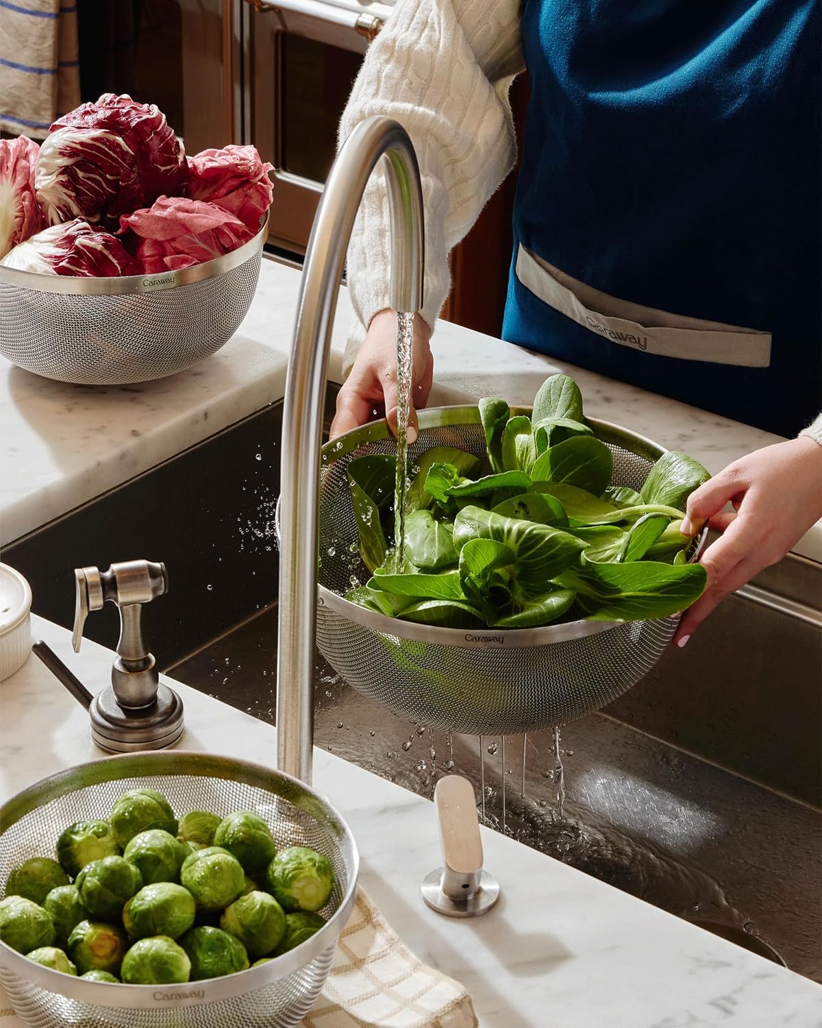 Caraway Stainless Steel Strainer - 2 qt Kitchen Strainer - Mesh Colander with Raised Base for Efficient Drainage - Non-Toxic, PFAS-Free