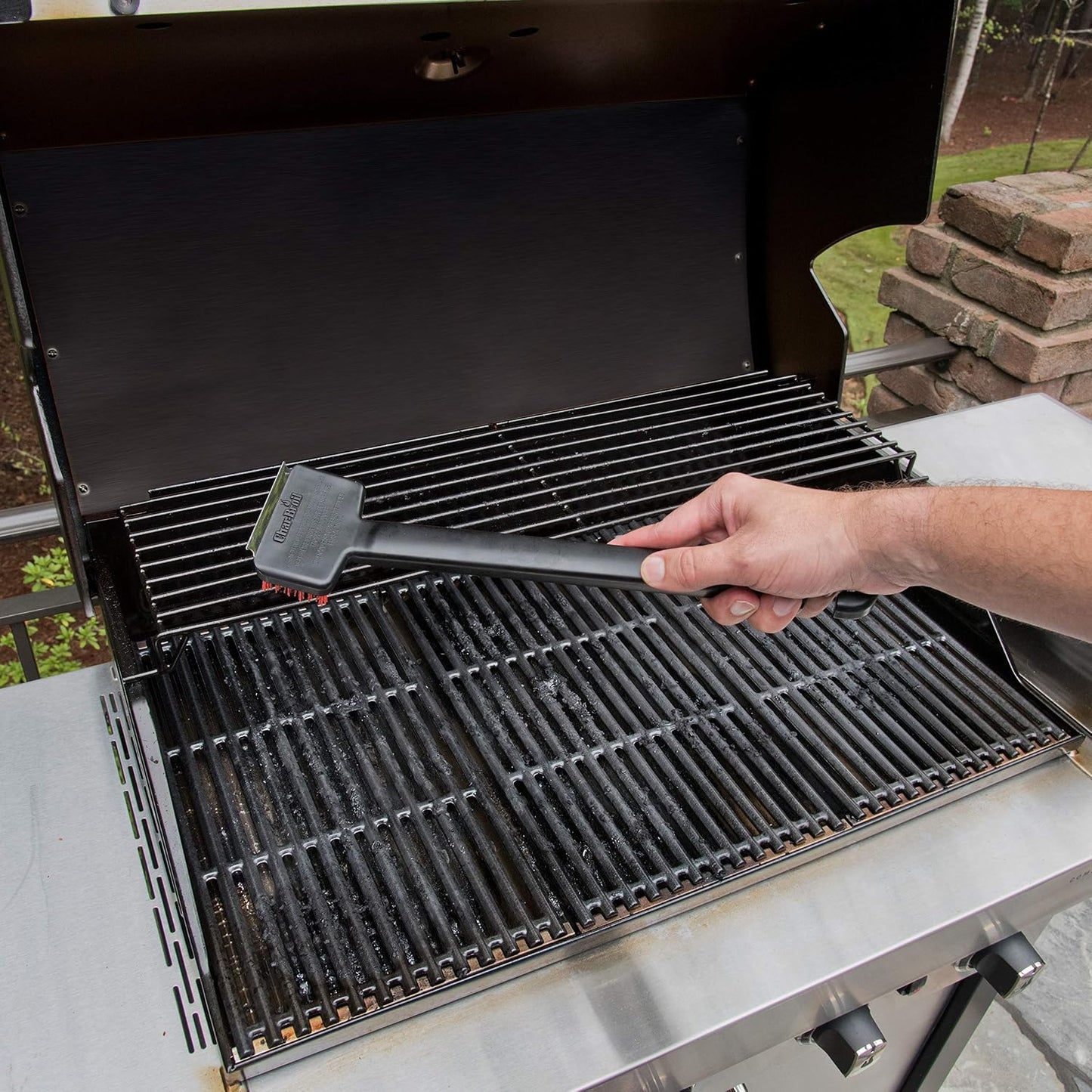 Charbroil Safer Cool-Clean Grill Brush – Grit-Infused Nylon Bristles for Cool Grates, Heavy-Duty Scraper, Built to Last 50,000+ Scrubs